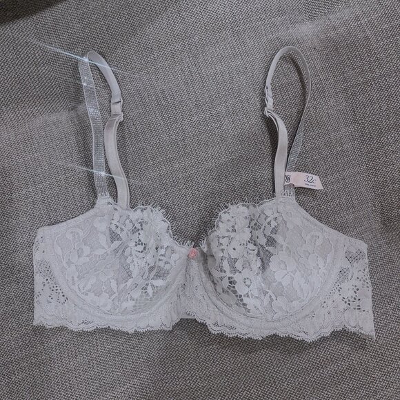 Victoria's Secret Twinkle Lace Unlined Balconette Rhinestone Strap Bra 32C New - Picture 2 of 5